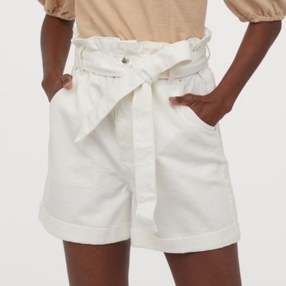 H&M High Waist Paper Bag Off White Shorts - Picture 1 of 12